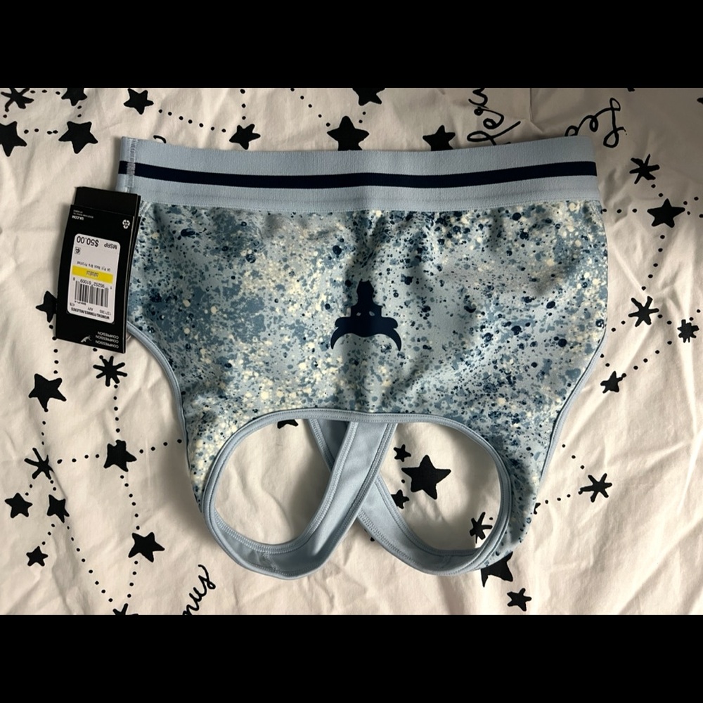 Blue Patterned women's underarmor sports bra.